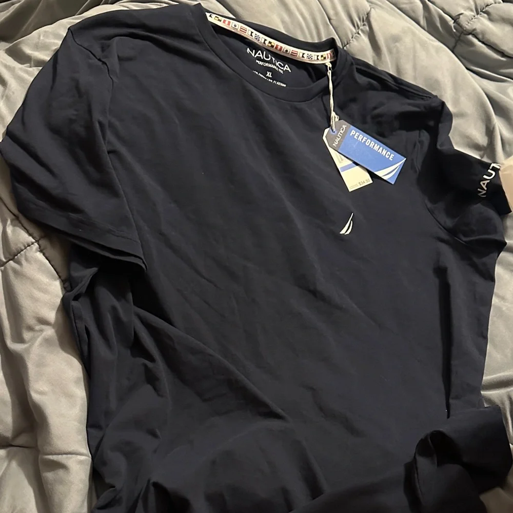 Nautica Men's Navy Short Sleeve Tee - Picture 1 of 3